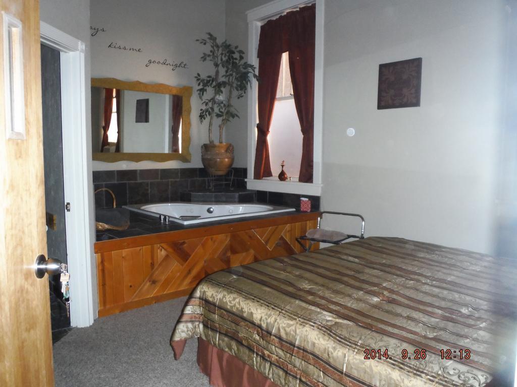 Dakota Spur Hotel Lead Room photo