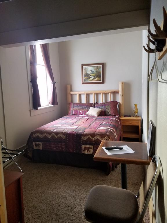 Dakota Spur Hotel Lead Room photo